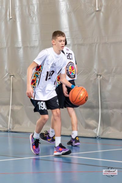 z1a2205-avec-accentuation-bruit