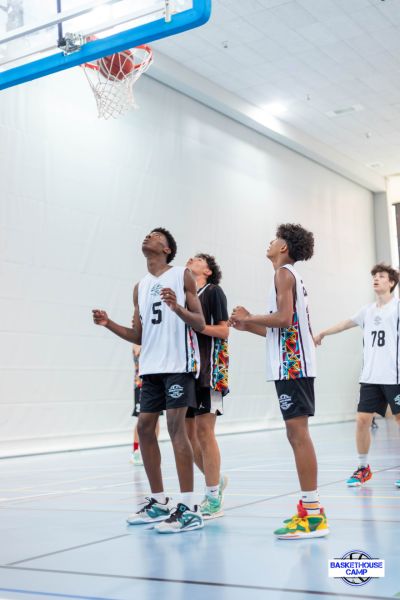 z1a6915-avec-accentuation-bruit