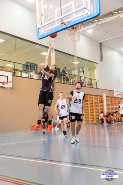 z1a5285-avec-accentuation-bruit