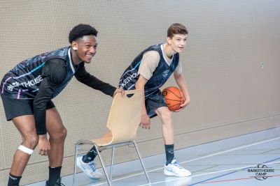 z1a1042-avec-accentuation-bruit