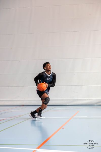 z1a1273-avec-accentuation-bruit