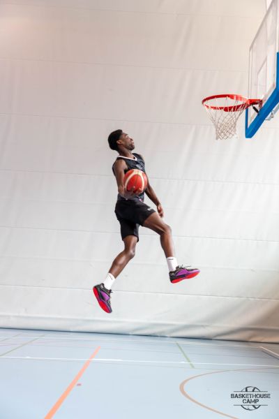 z1a1308-avec-accentuation-bruit