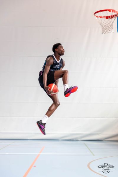 z1a1326-avec-accentuation-bruit