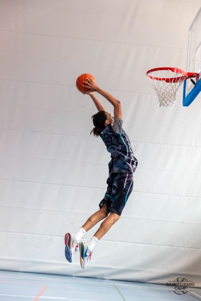 z1a1355-avec-accentuation-bruit